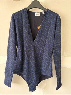 NWT Burberry Lollybc TB Monogram V‑Neck Long Sleeve Bodysuit size Large